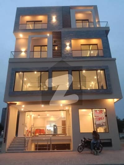 بحریہ ٹاؤن فیز 8 بحریہ ٹاؤن راولپنڈی,راولپنڈی میں 5 مرلہ عمارت 1.4 لاکھ میں کرایہ پر دستیاب ہے۔