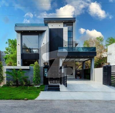 ڈی ایچ اے 9 ٹاؤن ڈیفنس (ڈی ایچ اے),لاہور میں 3 کمروں کا 5 مرلہ مکان 1.95 کروڑ میں برائے فروخت۔