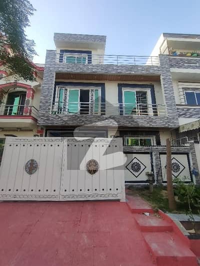 جی ۔ 13 اسلام آباد میں 2 کمروں کا 4 مرلہ زیریں پورشن 55.0 ہزار میں کرایہ پر دستیاب ہے۔