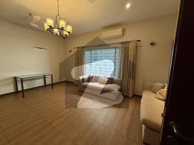 3200 Square Feet Flat for rent in E-11