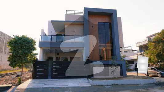 Luxury 08 Marla Designer House For Sale In CDA Sector B-17 Multi Gardens, Islamabad.