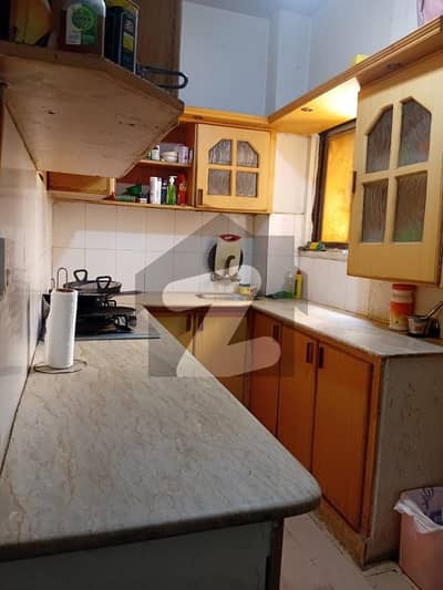 گلستانِِ جوہر ۔ بلاک 14 گلستانِ جوہر,کراچی میں 2 کمروں کا 3 مرلہ فلیٹ 72.0 لاکھ میں برائے فروخت۔