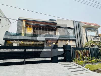 1 Kanal Brand New House For Sale In Nasheman-E-Iqbal Phase 2