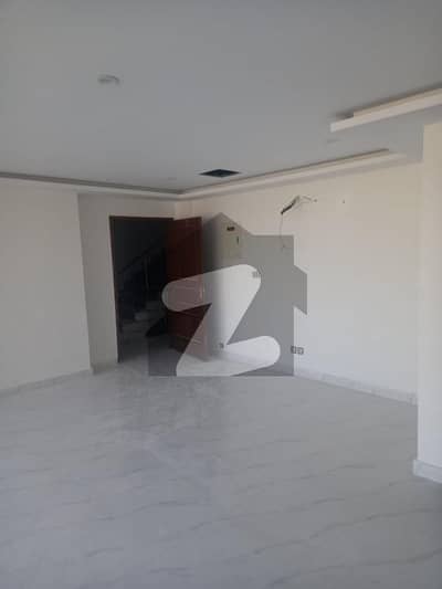 صائمہ ریذیڈنشیا سکیم 33 - سیکٹر 34-اے,سکیم 33,کراچی میں 2 کمروں کا 5 مرلہ فلیٹ 55.0 ہزار میں کرایہ پر دستیاب ہے۔