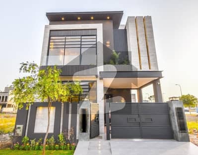 ڈی ایچ اے فیز 6 ڈیفنس (ڈی ایچ اے),لاہور میں 3 کمروں کا 5 مرلہ مکان 1.2 لاکھ میں کرایہ پر دستیاب ہے۔