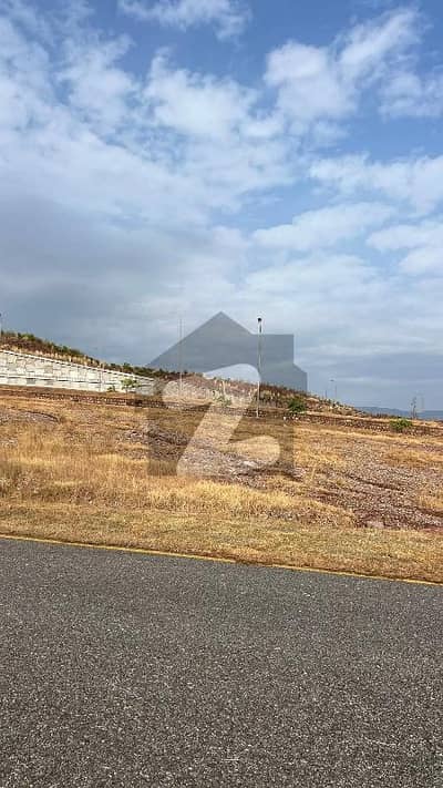 پارک ویو۔ بلاک بی پارک ویو سٹی,اسلام آباد میں 13 مرلہ رہائشی پلاٹ 2.2 کروڑ میں برائے فروخت۔