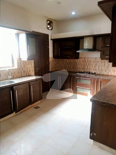 E-11 Upper Portion 1 Kanal For Rent