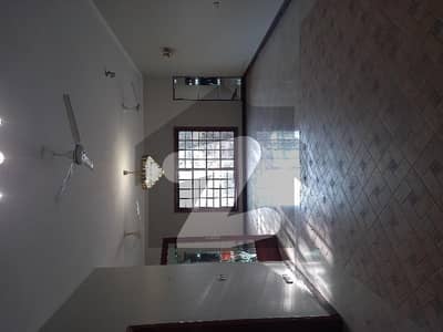 ڈی ایچ اے فیز 6 ڈی ایچ اے ڈیفینس,کراچی میں 8 کمروں کا 1 کنال مکان 17.0 کروڑ میں برائے فروخت۔