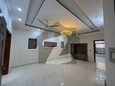 ڈی ایچ اے ڈیفینس فیز 1 ڈی ایچ اے ڈیفینس,اسلام آباد میں 3 کمروں کا 1 کنال زیریں پورشن 70.0 ہزار میں کرایہ پر دستیاب ہے۔