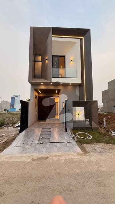 3 Years Installments Plan 3.5 Marla Brand New House For Sale In Park View City