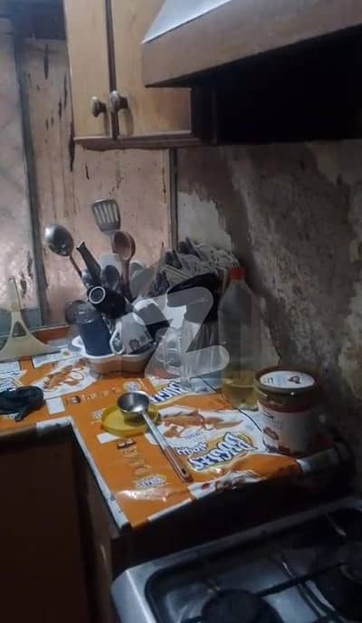 گلستانِِ جوہر ۔ بلاک 17 گلستانِ جوہر,کراچی میں 2 کمروں کا 3 مرلہ فلیٹ 45.0 لاکھ میں برائے فروخت۔