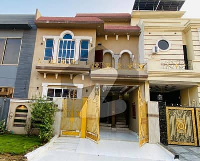 سٹی ہاؤسنگ سوسائٹی گوجرانوالہ میں 4 کمروں کا 5 مرلہ مکان 1.95 کروڑ میں برائے فروخت۔