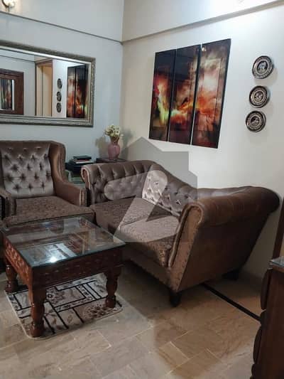 گلستانِِ جوہر ۔ بلاک 14 گلستانِ جوہر,کراچی میں 1 کمرے کا 2 مرلہ فلیٹ 50.0 لاکھ میں برائے فروخت۔