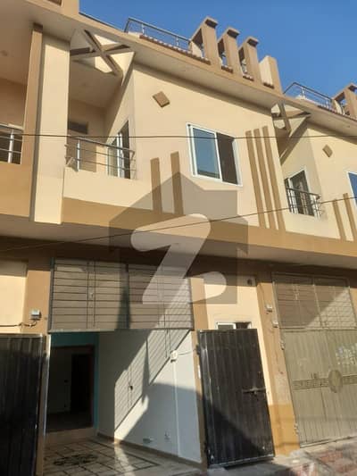 کینال بینک ہاؤسنگ سکیم لاہور میں 3 کمروں کا 3 مرلہ مکان 1.15 کروڑ میں برائے فروخت۔