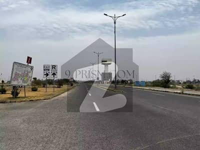 ڈی ایچ اے فیز9 پریزم - بلاک ایم ڈی ایچ اے فیز9 پریزم,ڈی ایچ اے ڈیفینس,لاہور میں 1 کنال رہائشی پلاٹ 1.45 کروڑ میں برائے فروخت۔