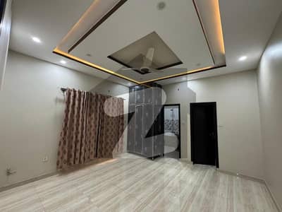 7 Marla House Available For Rent Near Park Musjid Or Commercial