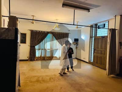 10 Marla Modern House For Sale in Dha Phase 1