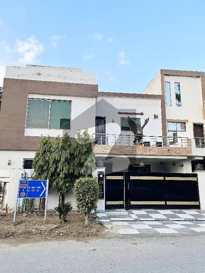 8 Marla Fully Furnish House For Rent Gas Available Sector D CC Block Bahria Town Lahore