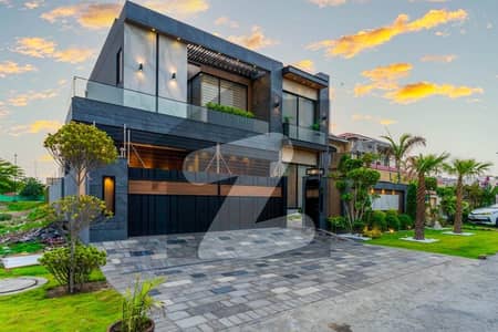 ڈی ایچ اے فیز 6 ڈیفنس (ڈی ایچ اے),لاہور میں 6 کمروں کا 2 کنال مکان 16.75 کروڑ میں برائے فروخت۔