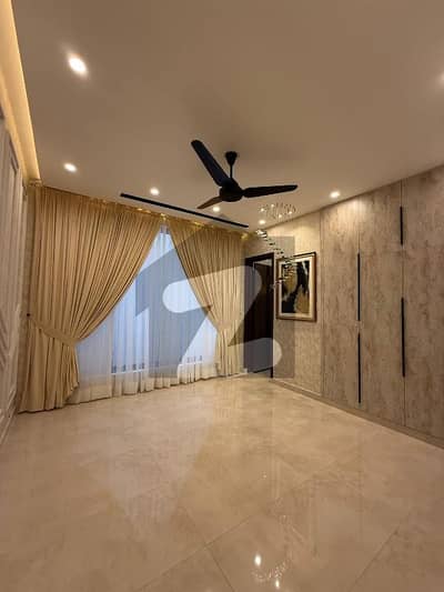 4 Bed Dd Ground Floor Available For Rent In Gulshan Block 10