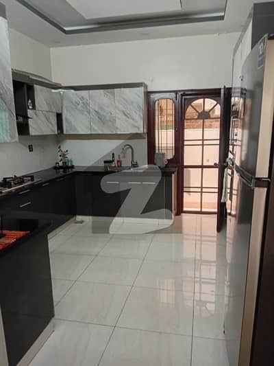 گلستانِِ جوہر ۔ بلاک 14 گلستانِ جوہر,کراچی میں 6 کمروں کا 16 مرلہ مکان 8.5 کروڑ میں برائے فروخت۔