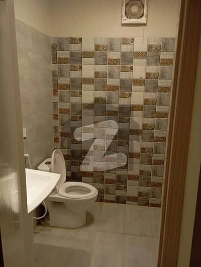 Modern 3-Bed Apartment with Serene West-Facing Bungalow View