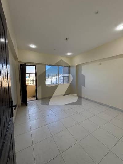 *Apartment Available For Rent*  *Nishat Commercial*