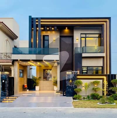 ڈی ایچ اے 9 ٹاؤن ڈیفنس (ڈی ایچ اے),لاہور میں 3 کمروں کا 5 مرلہ مکان 2.15 کروڑ میں برائے فروخت۔