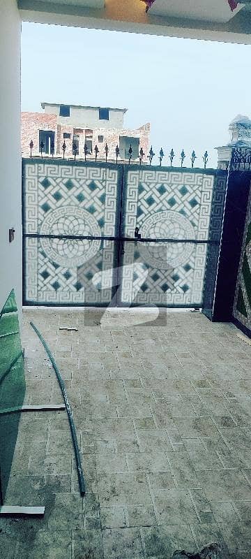 پیراگون سٹی لاہور میں 3 کمروں کا 4 مرلہ مکان 1.86 کروڑ میں برائے فروخت۔