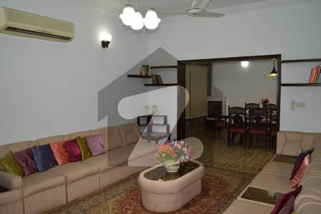 FOR RENT Fully Furnished 3Bedroom Upper Portion Available in F_8/3