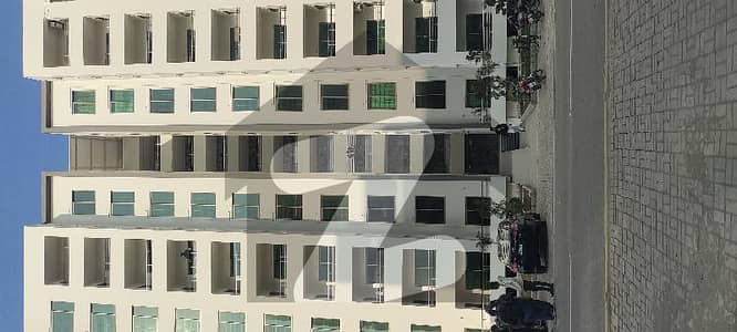 عسکری 10 عسکری,لاہور میں 4 کمروں کا 13 مرلہ فلیٹ 4.75 کروڑ میں برائے فروخت۔