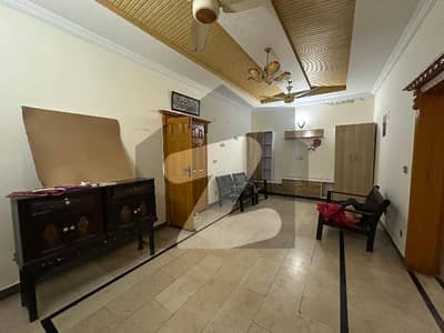 کورنگ ٹاؤن اسلام آباد میں 2 کمروں کا 7 مرلہ بالائی پورشن 50.0 ہزار میں کرایہ پر دستیاب ہے۔