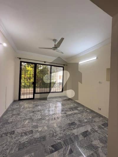 G10/4 Full House 4Bed 2Kitchen