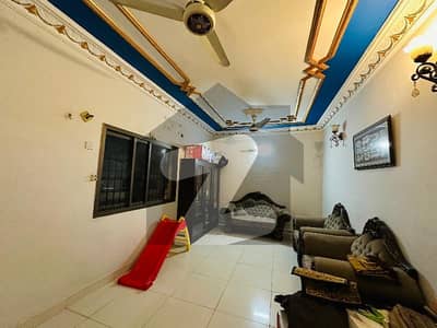 پی ای سی ایچ ایس بلاک 2 پی ای سی ایچ ایس,جمشید ٹاؤن,کراچی میں 4 کمروں کا 12 مرلہ بالائی پورشن 1.6 لاکھ میں کرایہ پر دستیاب ہے۔