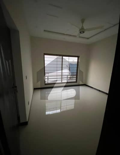 5 Marla Elegant House On Main Boulevard Available on Reasonable Rate