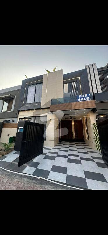 5 Marla Luxury House For Sale In Park View City, Lahore