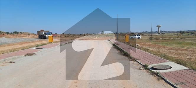 بحریہ ٹاؤن فیز 8 ۔ بلاک کے بحریہ ٹاؤن فیز 8,بحریہ ٹاؤن راولپنڈی,راولپنڈی میں 10 مرلہ رہائشی پلاٹ 78.0 لاکھ میں برائے فروخت۔