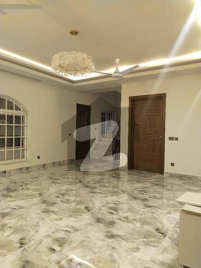 E-11/2 1 Kanal Brand New Upper Portion For Rent