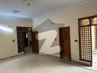 گلستانِِ جوہر ۔ بلاک 15 گلستانِ جوہر,کراچی میں 4 کمروں کا 10 مرلہ زیریں پورشن 1.2 لاکھ میں کرایہ پر دستیاب ہے۔