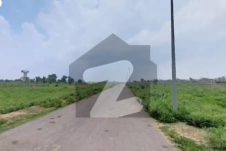 ڈی ایچ اے فیز9 پریزم - بلاک ایف ڈی ایچ اے فیز9 پریزم,ڈی ایچ اے ڈیفینس,لاہور میں 1 کنال رہائشی پلاٹ 2.7 کروڑ میں برائے فروخت۔