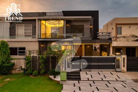 DHA Phase 4 10 Marla House For Rent