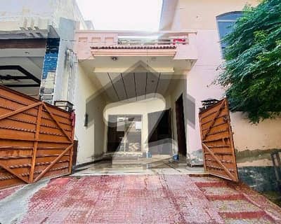 ایڈن گارڈنز فیصل آباد میں 3 کمروں کا 5 مرلہ مکان 1.45 کروڑ میں برائے فروخت۔