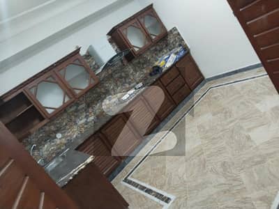 E 11 Fully house 5 bed 5 bath 2 kitchn 2 drawing 2 tv lounge all factiles available ideal location gas electric available