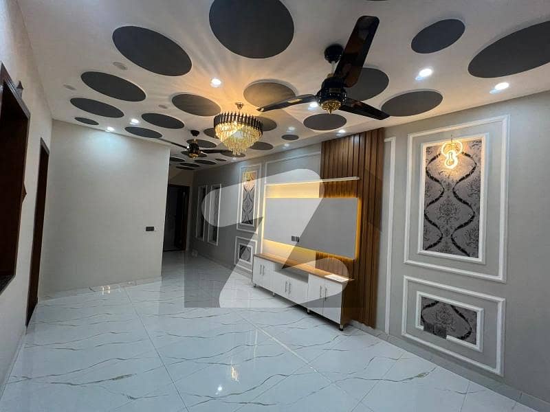 واپڈا ٹاؤن فیز 2 واپڈا ٹاؤن,لاہور میں 5 کمروں کا 10 مرلہ مکان 2.3 لاکھ میں کرایہ پر دستیاب ہے۔ واپڈا ٹاؤن فیز 2 واپڈا ٹاؤن,لاہور میں 5 کمروں کا 10 مرلہ مکان 2.3 لاکھ میں کرایہ پر دستیاب ہے۔