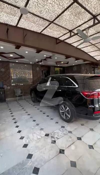 بحریہ ٹاؤن فیز 3 بحریہ ٹاؤن راولپنڈی,راولپنڈی میں 6 کمروں کا 1 کنال مکان 6.5 کروڑ میں برائے فروخت۔