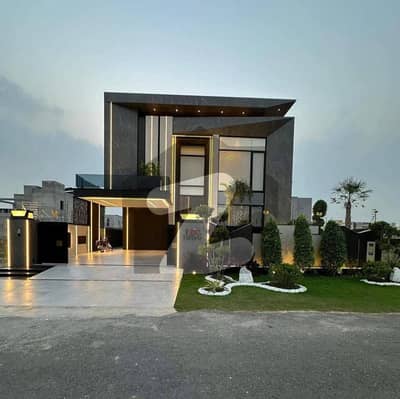 Modern 1 Kanal Home Available For Rent On Prime DHA PHASE 6 LAHORE