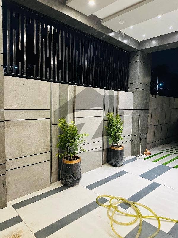 این ایف سی 1 لاہور میں 6 کمروں کا 1 کنال مکان 10.85 کروڑ میں برائے فروخت۔ این ایف سی 1 لاہور میں 6 کمروں کا 1 کنال مکان 10.85 کروڑ میں برائے فروخت۔