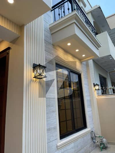 30x60 double story house for sale