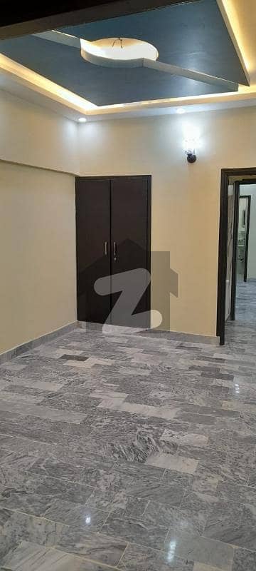 گلستانِِ جوہر ۔ بلاک 15 گلستانِ جوہر,کراچی میں 2 کمروں کا 4 مرلہ فلیٹ 95.0 لاکھ میں برائے فروخت۔