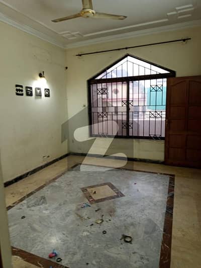 جی ۔ 10/3 جی ۔ 10,اسلام آباد میں 3 کمروں کا 12 مرلہ بالائی پورشن 1.3 لاکھ میں کرایہ پر دستیاب ہے۔